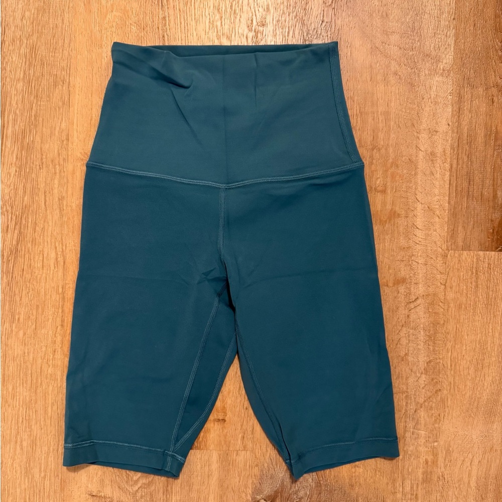 lululemon Align™ High-Rise Short 8", Size 4